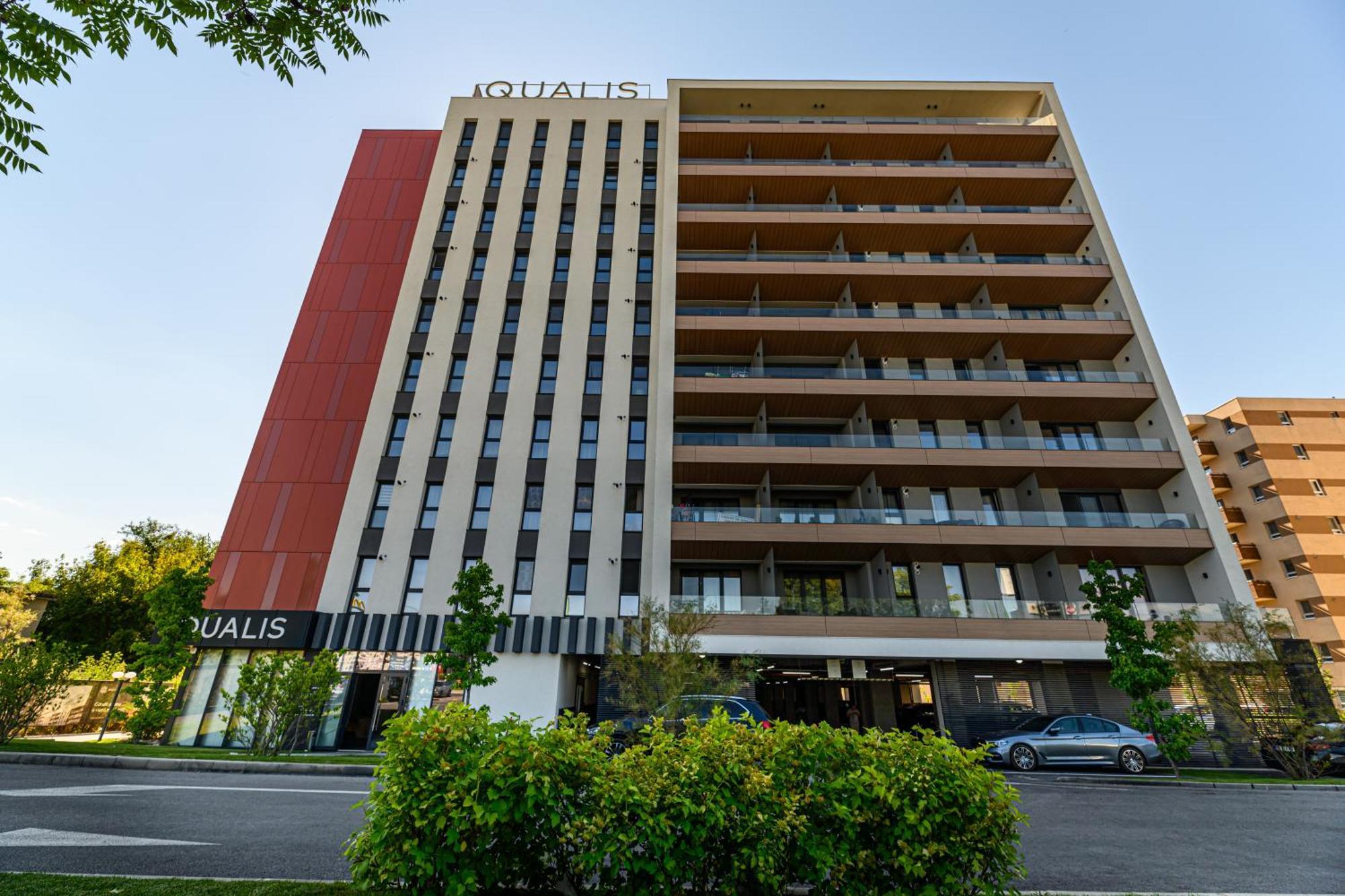 Luxury Landing Apartments Complex Qualis Braşov Buitenkant foto
