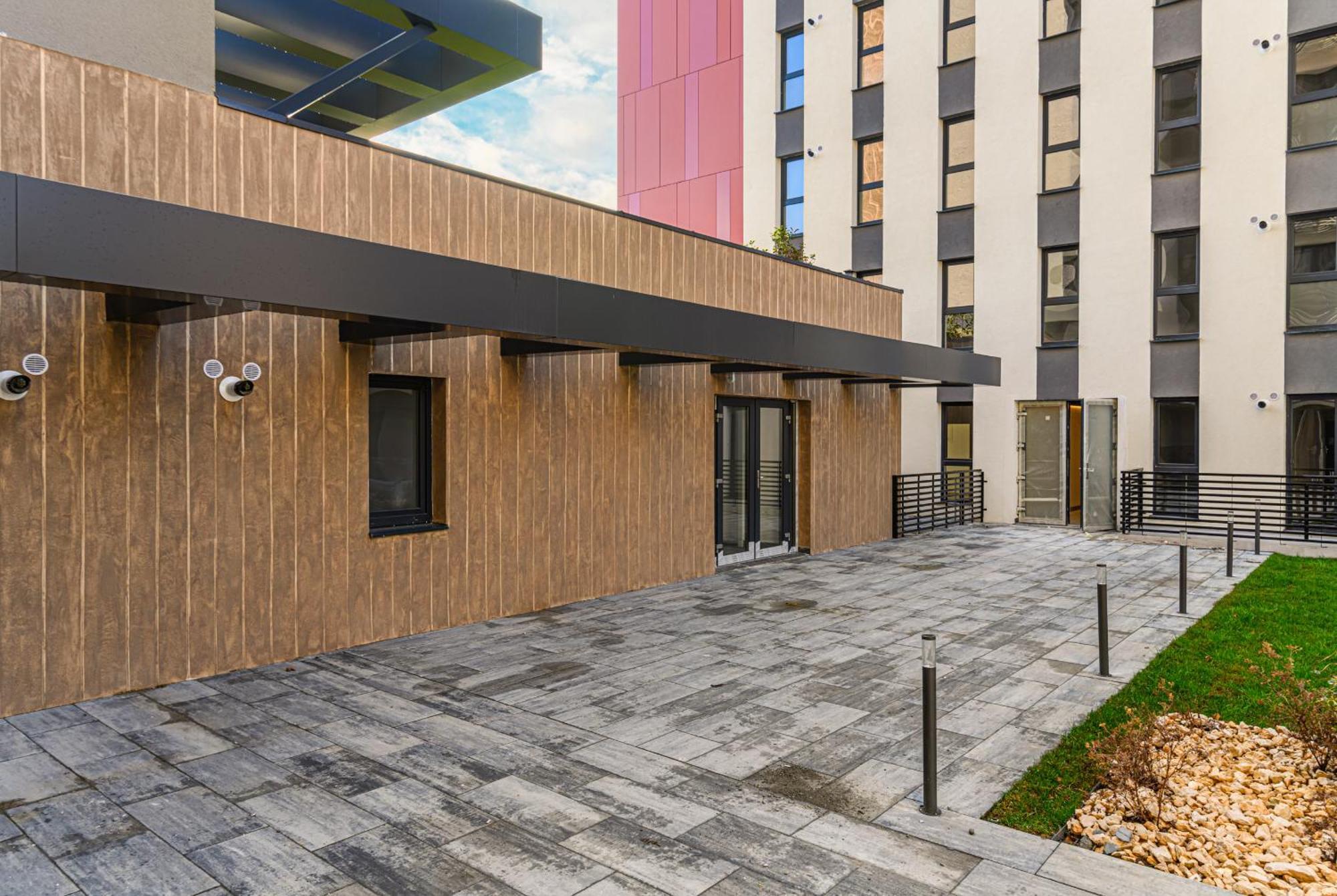Luxury Landing Apartments Complex Qualis Braşov Buitenkant foto