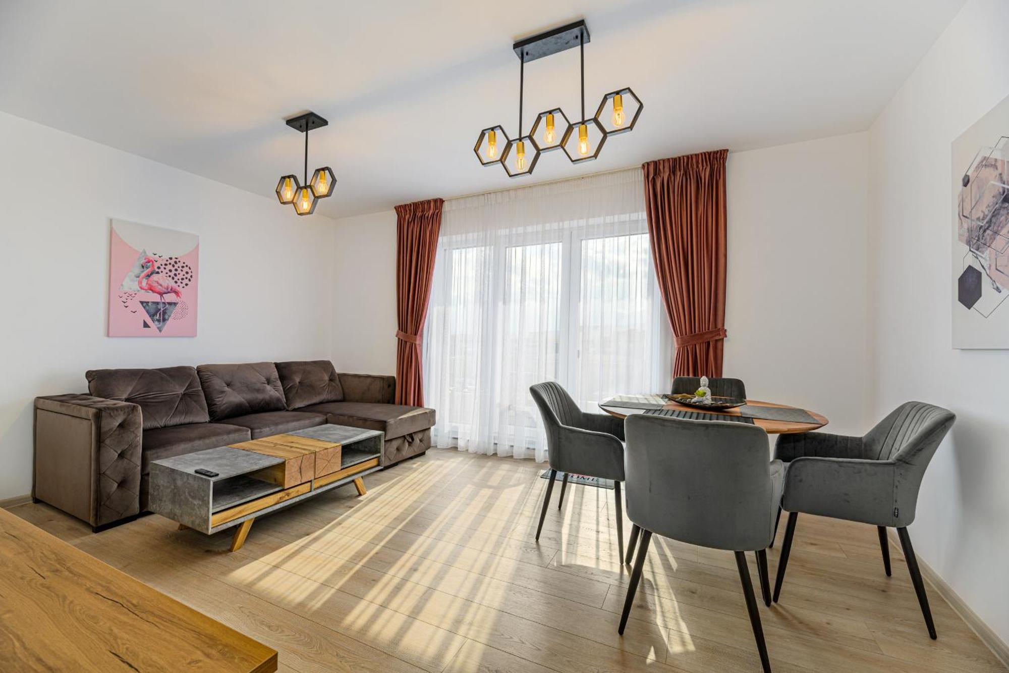 Luxury Landing Apartments Complex Qualis Braşov Buitenkant foto