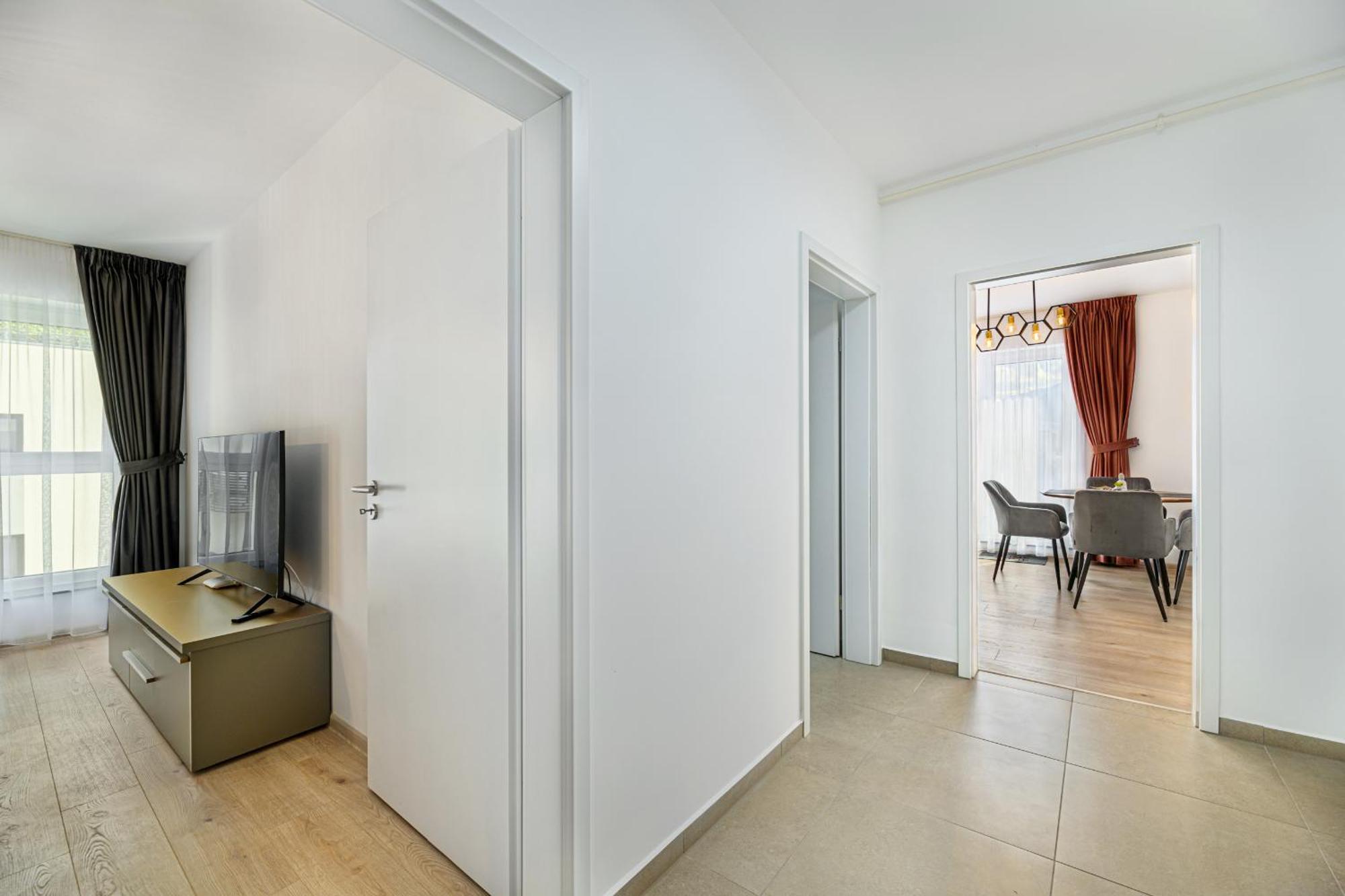 Luxury Landing Apartments Complex Qualis Braşov Buitenkant foto
